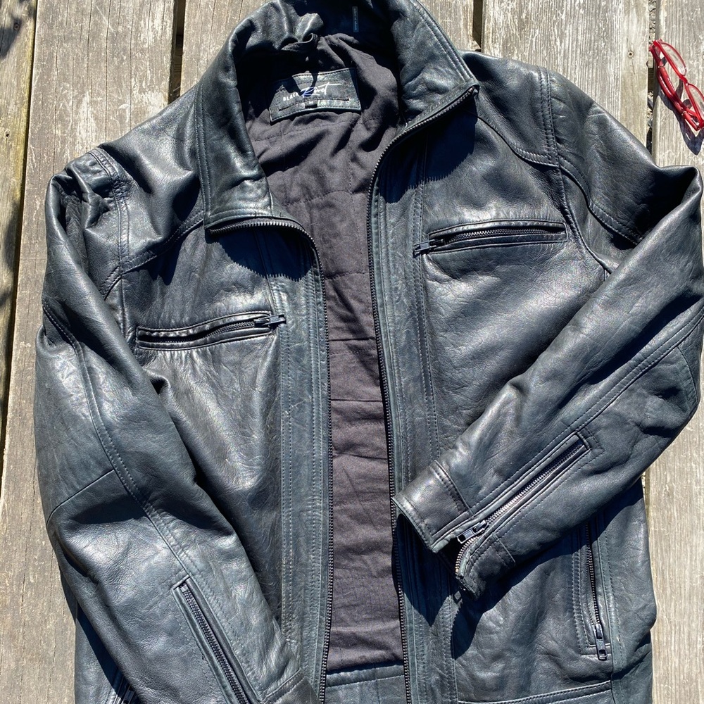 Black rivet Moto jacket men’s medium